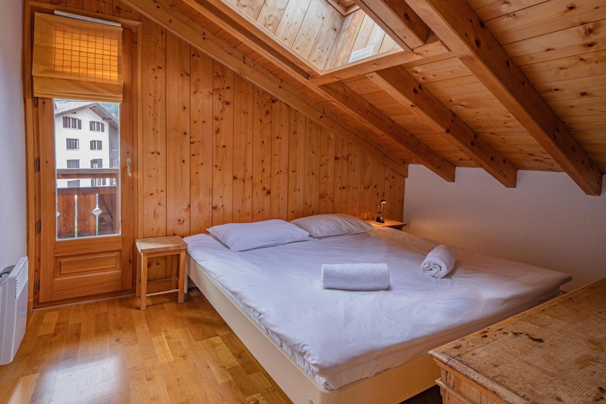 Apartment Capucin - A 3 Bedroom Chamonix Mountain Loft Екстериор снимка