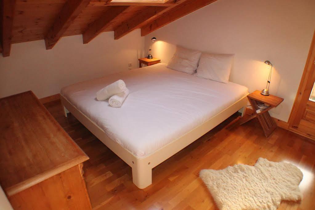 Apartment Capucin - A 3 Bedroom Chamonix Mountain Loft Екстериор снимка