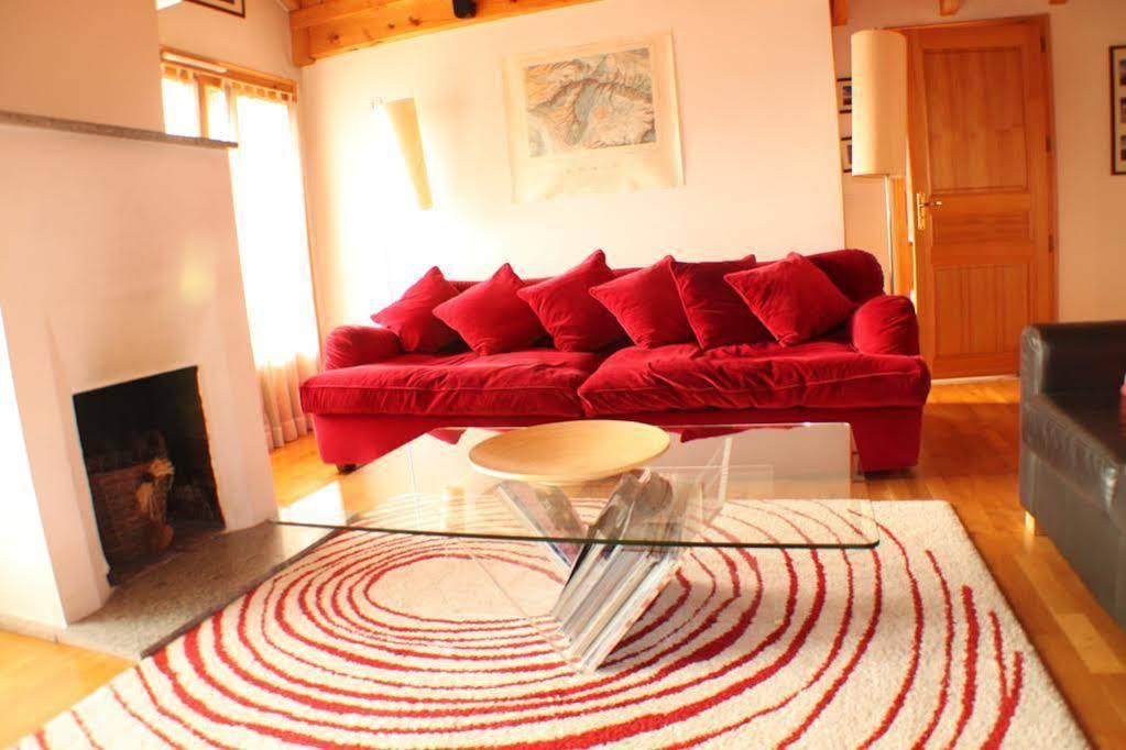 Apartment Capucin - A 3 Bedroom Chamonix Mountain Loft Екстериор снимка