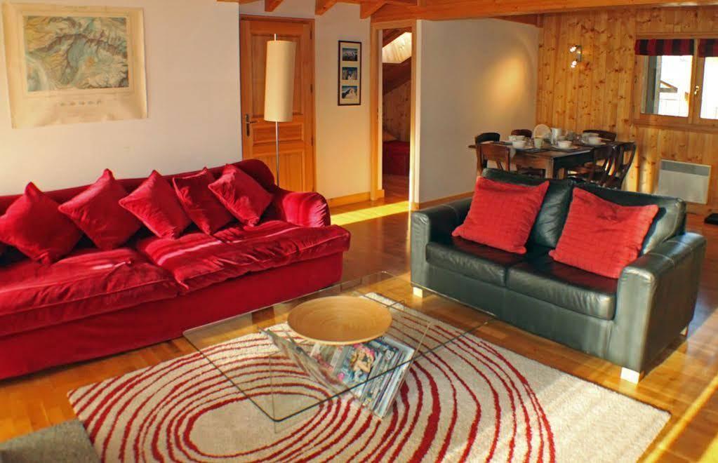 Apartment Capucin - A 3 Bedroom Chamonix Mountain Loft Екстериор снимка